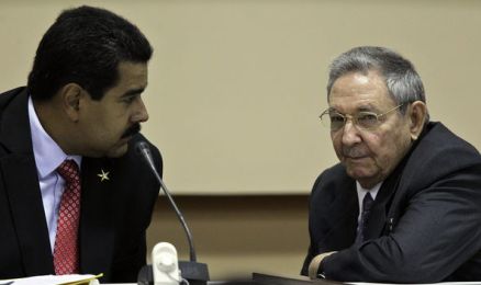 Nicolás Maduro e Raúl Castro