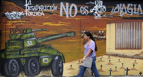 COLOMBIA. L’ORA DELLE VENDETTE. Dalla firma degli Accordi di pace tra governo e guerriglia sono stati uccisi 100 colombiani in atti di rappresaglia