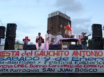 CINQUE ANNI DI PONTIFICATO/2. Le colonne portanti della “parrocchia villera” di Bergoglio: sacramenti e promozione umana