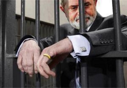 CHI POTRÁ VERAMENTE RINCHIUDERE LULA? “Anche se la giustizia lo condannasse per corruzione, l’ago della bilancia si inclina a suo favore nell’immaginazione popolare”