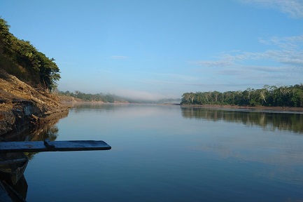 Vista del fiume Putumayo, limite naturale tra Perù e Colombia (Foto Martina Conchione-CAAAP)