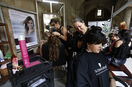 L’AVANA. E FIERA SIA! Tre giorni di presentazioni di nuovi prodotti, stand espositivi, e creazioni del lavoro autonomo, tutto con il placet del governo cubano e l’appoggio della Chiesa