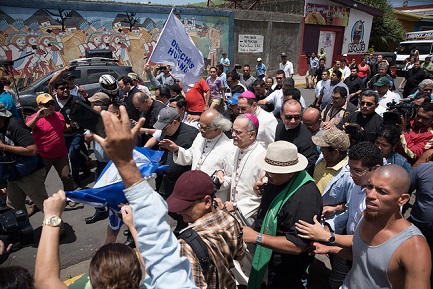L’ORA DELLA SOLIDARIETÁ CON I VESCOVI DEL NICARAGUA MINACCIATI DA ORTEGA. Il presidente sandinista verso il punto di non ritorno