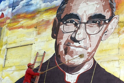 L’ABOLIZIONE DELLA PENA DI MORTE NEL SALVADOR CHE FA SANTO MONS. ROMERO. “Chi pensa sia necessaria per farla finita con la criminalità non dovrebbe andare a Roma il 14 ottobre”